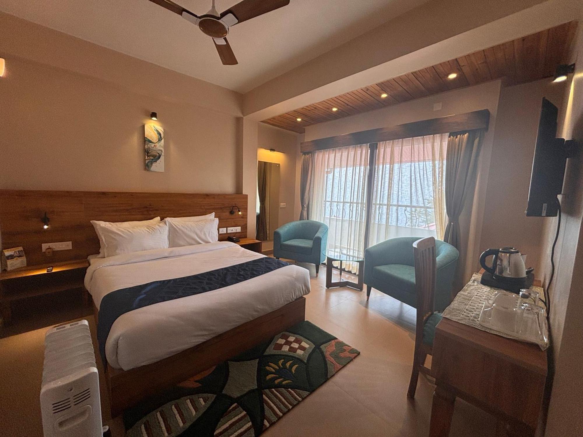 Blue Orchid Premium Hotel Kalimpong Exterior photo