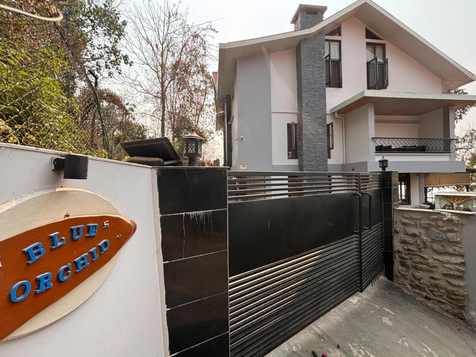 Blue Orchid Premium Hotel Kalimpong Exterior photo